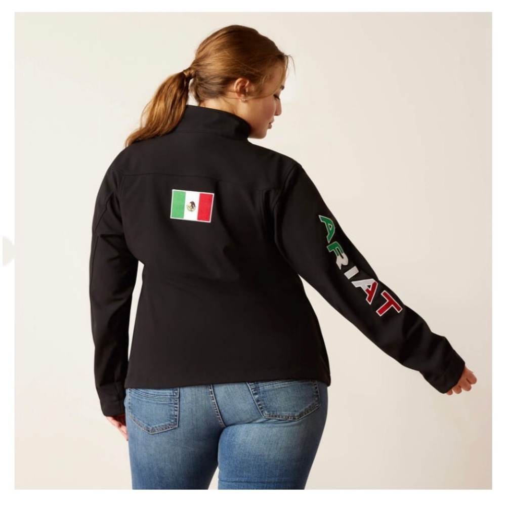 Ariat Women's Black Classic Softshell MEXICO jacket!